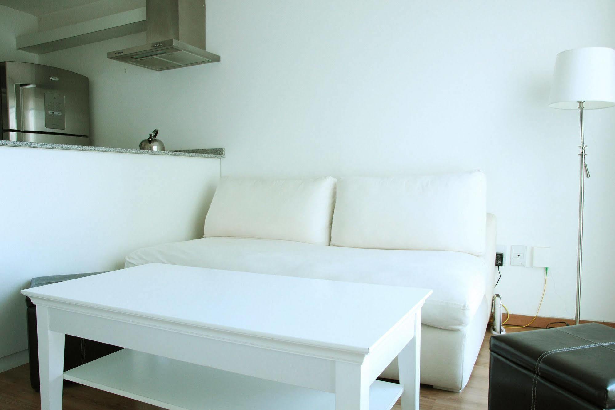 Rentline Apartamentos - Skyline Montevideo Bagian luar foto